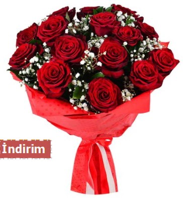 12 Adet kırmızı aşk gülleri  Hatay uluslararası çiçek gönderme 