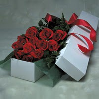  Hatay online çiçekçi , çiçek siparişi  11 adet gülden kutu